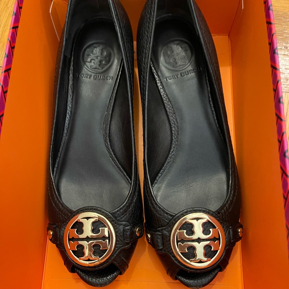 Tory Burch flat